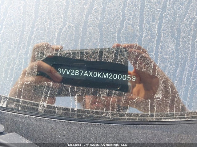 2019 Volkswagen Tiguan Comfortline მანქანა იყიდება აუქციონზე, vin: 3VV2B7AX0KM200059, აუქციონის ნომერი: 12653084