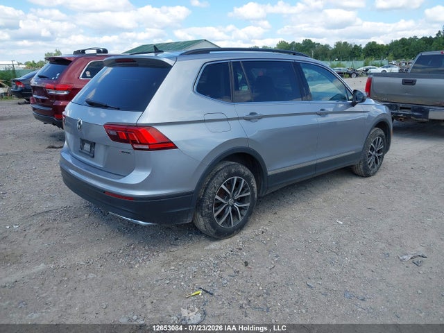 2019 Volkswagen Tiguan Comfortline მანქანა იყიდება აუქციონზე, vin: 3VV2B7AX0KM200059, აუქციონის ნომერი: 12653084