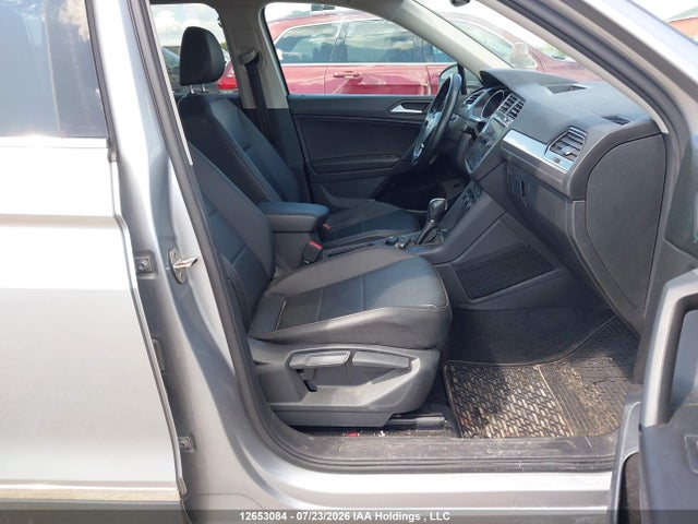 Auction sale of the 2019 Volkswagen Tiguan Comfortline, vin: 3VV2B7AX0KM200059, lot number: 12653084