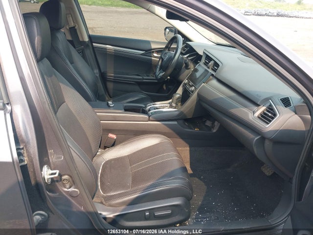 2HGFC1F90JH105245 Honda Civic Touring