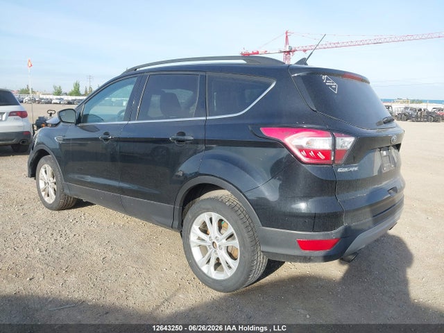 12643250 :رقم المزاد ، 1FMCU9HD4JUB88153 vin ، 2018 Ford Escape Sel مزاد بيع