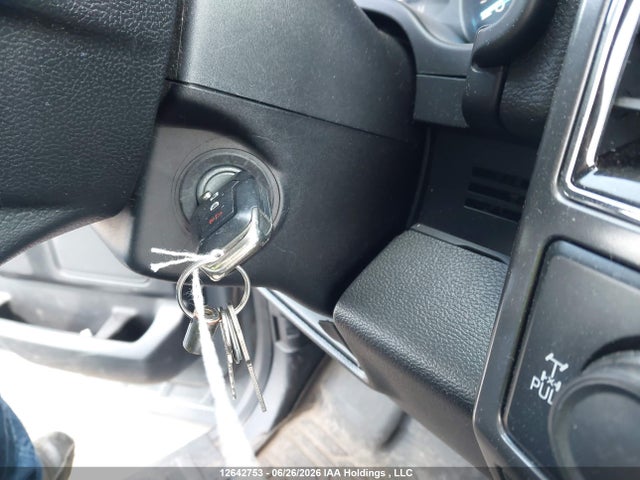 12642753 :رقم المزاد ، 1FTEW1EP1KKD60627 vin ، 2019 Ford F-150 Lariat/xl/xlt مزاد بيع