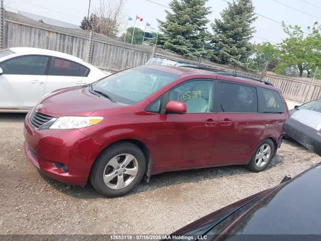 2013 Toyota Sienna Le მანქანა იყიდება აუქციონზე, vin: 5TDKK3DC9DS350562, აუქციონის ნომერი: 12653119