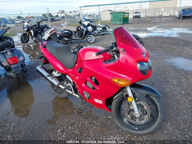 12653144 :رقم المزاد ، JS1GN79A152102319 vin ، 2005 Suzuki Gsx600 F مزاد بيع