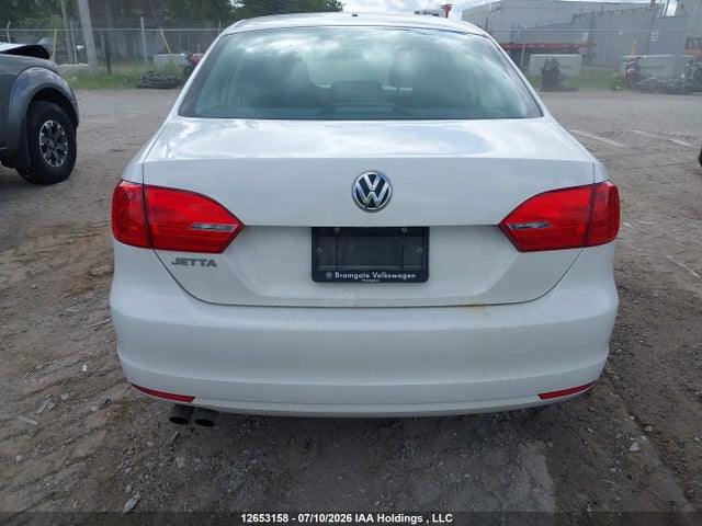 3VW2K7AJ7EM227514 Volkswagen Jetta 2.0l Trendline+