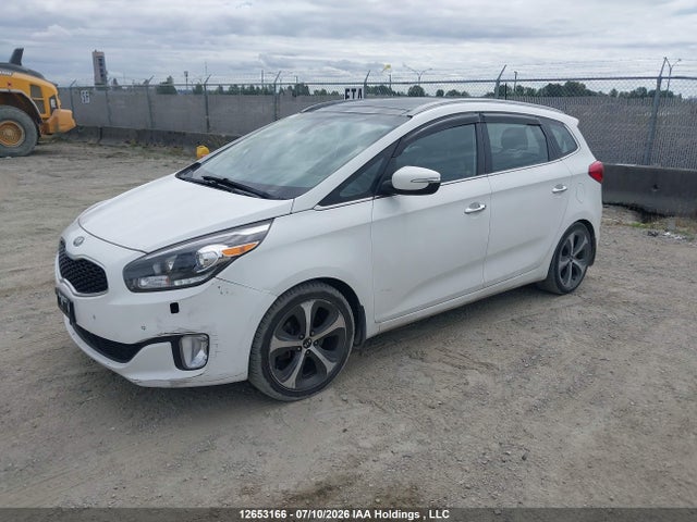 KIA Rondo 2014 KNAHU8A36E7019873 Image 2