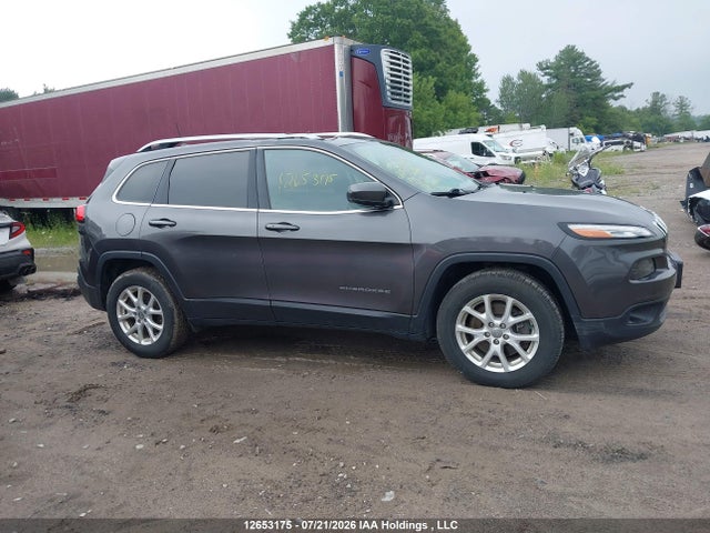 Jeep Cherokee Latitude 2017 1C4PJMCS1HD229081 Image 13