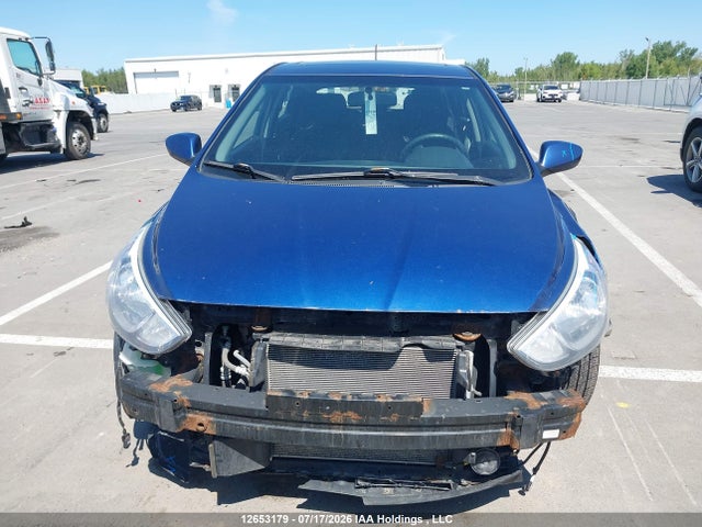 Hyundai ACCENT SE 2016 KMHCT5AE2GU276030 Image 13