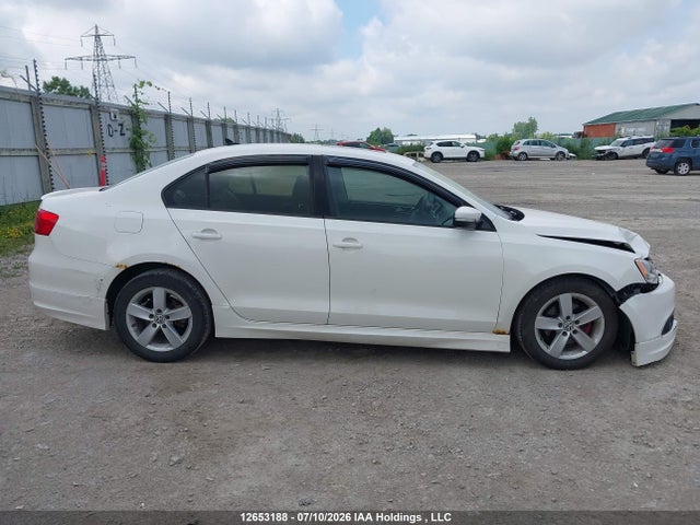 2011 Volkswagen Jetta მანქანა იყიდება აუქციონზე, vin: 3VWDX7AJ8BM367044, აუქციონის ნომერი: 12653188