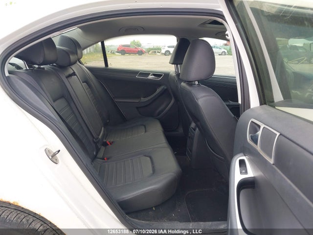 2011 Volkswagen Jetta მანქანა იყიდება აუქციონზე, vin: 3VWDX7AJ8BM367044, აუქციონის ნომერი: 12653188