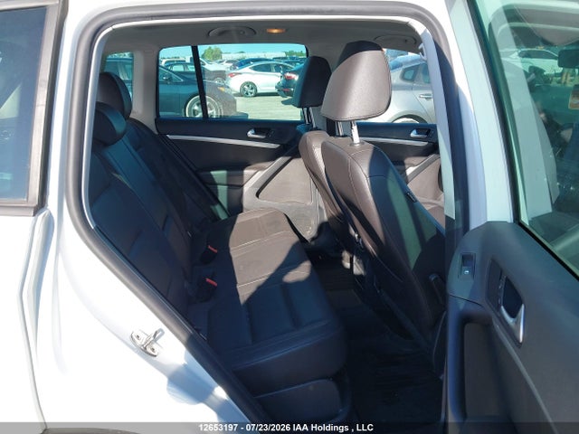 2015 Volkswagen Tiguan S/se/sel/r-line მანქანა იყიდება აუქციონზე, vin: WVGJV7AX6FW554977, აუქციონის ნომერი: 12653197