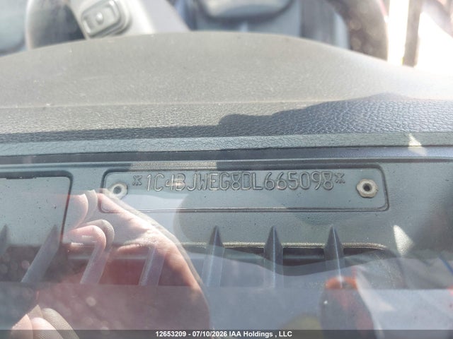 2013 Jeep Wrangler Unlimited Sahara მანქანა იყიდება აუქციონზე, vin: 1C4BJWEG8DL665098, აუქციონის ნომერი: 12653209