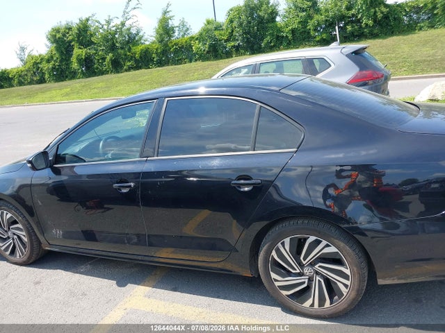 3VW267AJ7GM407261 Volkswagen Jetta 1.4 Tsi Trendline/1.4 Tsi Trendline+