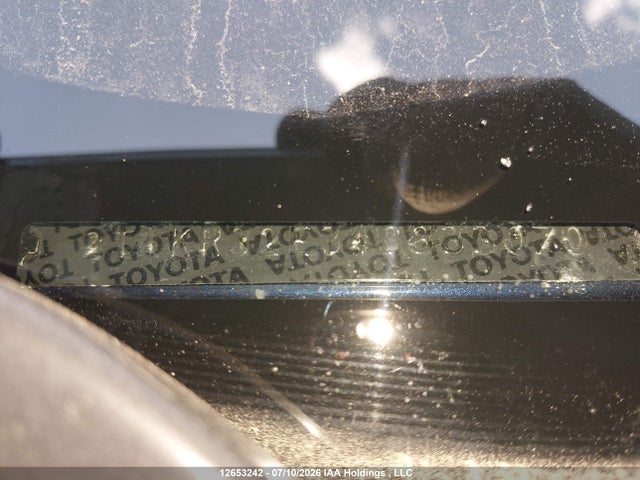 12653242 :رقم المزاد ، 2T1KR32E34C833070 vin ، 2004 Toyota Corolla Matrix Xr مزاد بيع