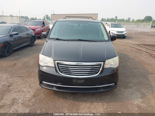 2014 Chrysler Town & Country მანქანა იყიდება აუქციონზე, vin: 2C4RC1CG8ER351152, აუქციონის ნომერი: 12653246