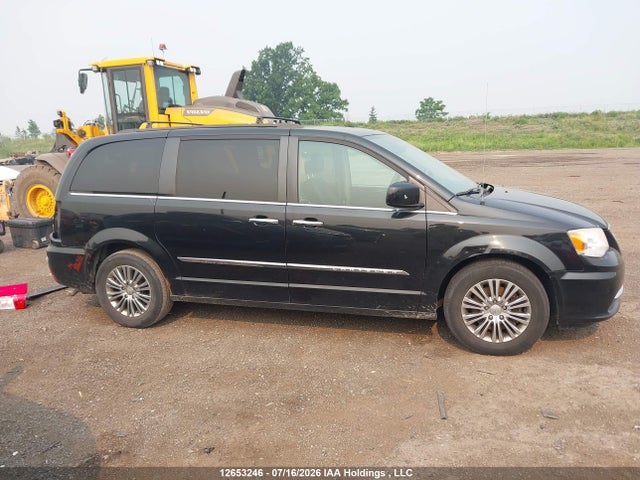 2014 Chrysler Town & Country მანქანა იყიდება აუქციონზე, vin: 2C4RC1CG8ER351152, აუქციონის ნომერი: 12653246