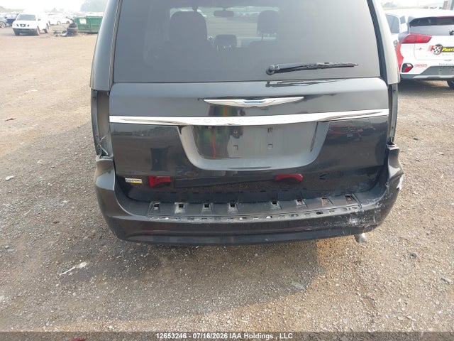 2014 Chrysler Town & Country მანქანა იყიდება აუქციონზე, vin: 2C4RC1CG8ER351152, აუქციონის ნომერი: 12653246