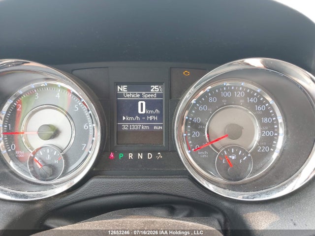 2014 Chrysler Town & Country მანქანა იყიდება აუქციონზე, vin: 2C4RC1CG8ER351152, აუქციონის ნომერი: 12653246