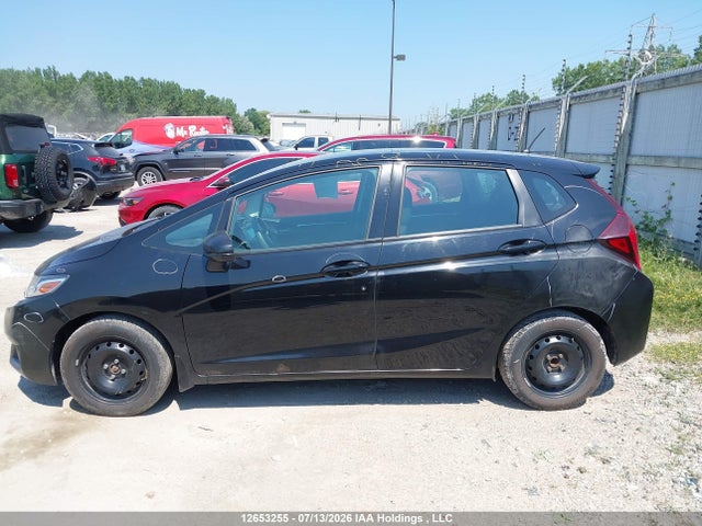 2015 Honda Fit Lx მანქანა იყიდება აუქციონზე, vin: 3HGGK5H58FM102630, აუქციონის ნომერი: 12653255