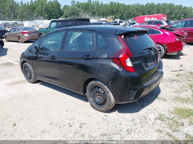 2015 Honda Fit Lx მანქანა იყიდება აუქციონზე, vin: 3HGGK5H58FM102630, აუქციონის ნომერი: 12653255