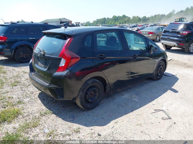 2015 Honda Fit Lx მანქანა იყიდება აუქციონზე, vin: 3HGGK5H58FM102630, აუქციონის ნომერი: 12653255