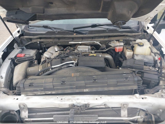 2GC4YMEY1N1202812 Chevrolet Silverado K2500 Custom