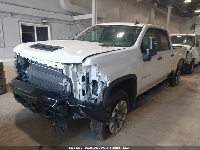 2GC4YMEY1N1202812 Chevrolet Silverado K2500 Custom