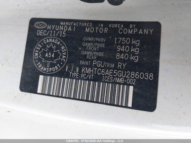 KMHTC6AE5GU286038 Hyundai Veloster Turbo