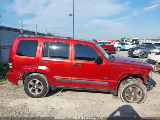 12653342 :رقم المزاد ، 1J8GN28K28W192640 vin ، 2008 Jeep Liberty Sport مزاد بيع