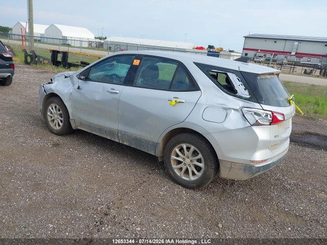 Chevrolet EQUINOX LS 2018 2GNAXREV4J6324982 Image 3