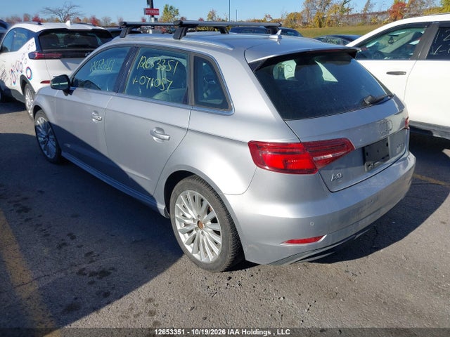 Продажа на аукционе авто 2017 Audi A3 E-tron 1.4t Technik, vin: WAUSPBFFXHA071057, номер лота: 12653351