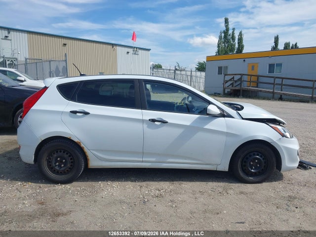 2012 Hyundai Accent Gls/gs მანქანა იყიდება აუქციონზე, vin: KMHCT5AE8CU027029, აუქციონის ნომერი: 12653392