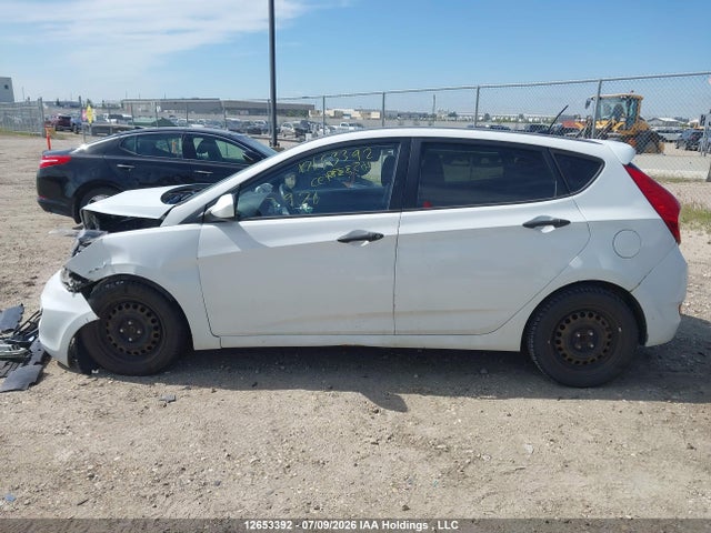 2012 Hyundai Accent Gls/gs მანქანა იყიდება აუქციონზე, vin: KMHCT5AE8CU027029, აუქციონის ნომერი: 12653392