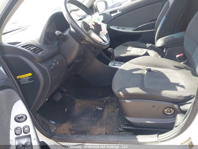 2012 Hyundai Accent Gls/gs მანქანა იყიდება აუქციონზე, vin: KMHCT5AE8CU027029, აუქციონის ნომერი: 12653392
