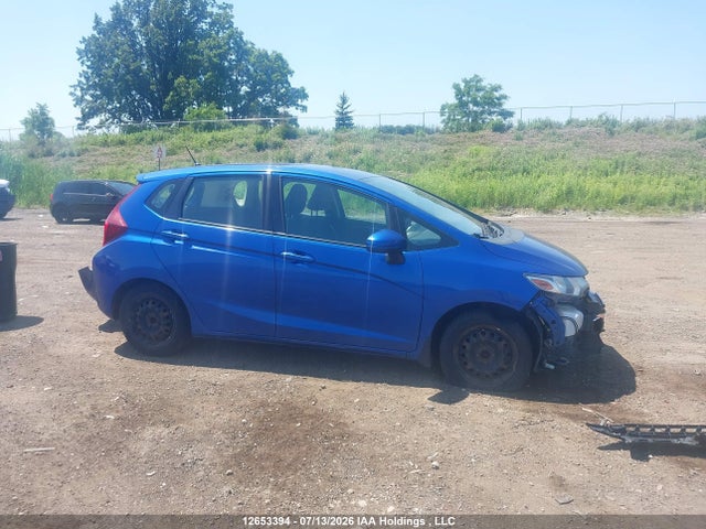 Honda Fit 2015 3HGGK5H56FM105932 Image 14