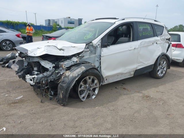 Ford Escape Titanium 2014 1FMCU9J93EUD54237 Image 2