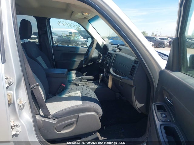12653423 :رقم المزاد ، 1J8GN28K79W527067 vin ، 2009 Jeep Liberty Sport مزاد بيع