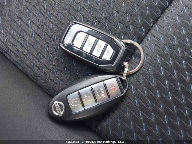 2014 Nissan Sentra მანქანა იყიდება აუქციონზე, vin: 3N1AB7APXEL693319, აუქციონის ნომერი: 12653433
