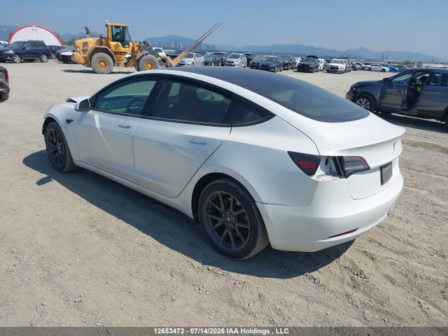 5YJ3E1EA7KF422972 Tesla MODEL 3