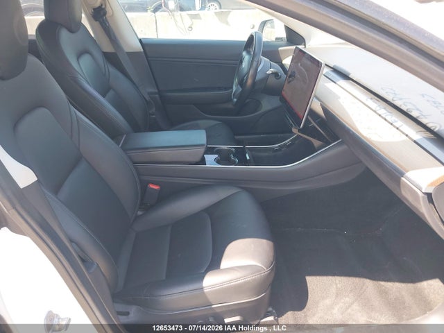 5YJ3E1EA7KF422972 Tesla MODEL 3