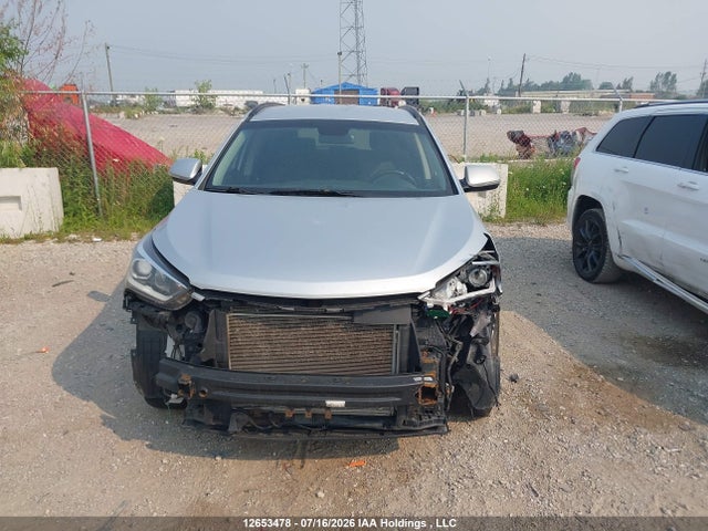 12653478 :رقم المزاد ، KM8SNDHF2JU278141 vin ، 2018 Hyundai Santa Fe Se/limited مزاد بيع