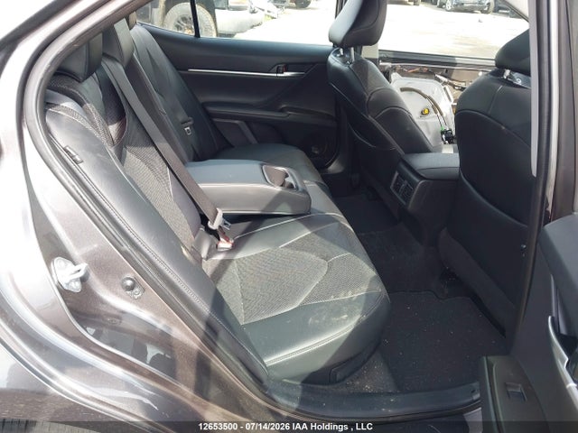 4T1B21HK6NU017654 Toyota Camry Hybrid Xle