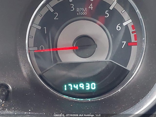 2013 Chrysler 200 Lx მანქანა იყიდება აუქციონზე, vin: 1C3CCBAB2DN512517, აუქციონის ნომერი: 12653515