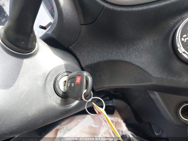 Продажа на аукционе авто 2013 Toyota Yaris Le, vin: JTDKTUD3XDD547268, номер лота: 12653516