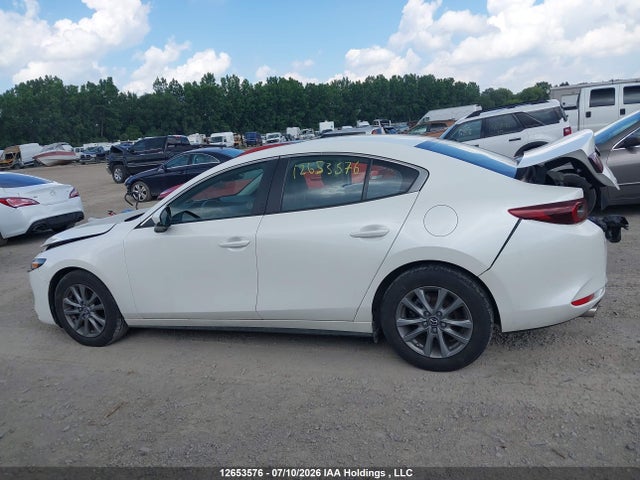Aukcja sprzedaży 2023 Mazda 3 Preferred, vin: 3MZBPAC7XPM372808, numer aukcji: 12653576