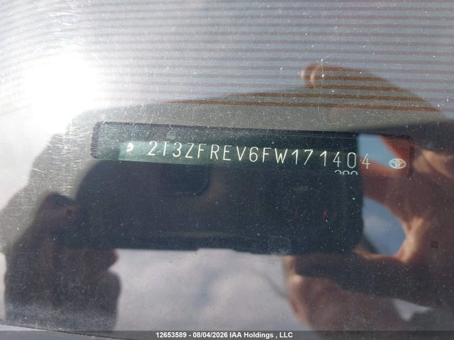 2T3ZFREV6FW171404 Toyota RAV4 LE