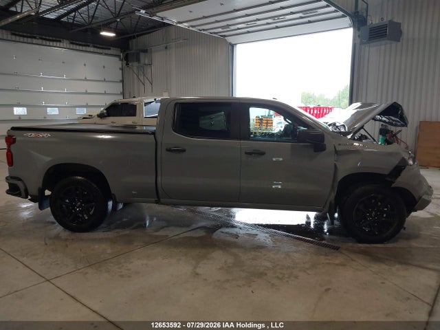 1GCPDBEK9RZ239063 Chevrolet Silverado K1500 Custom