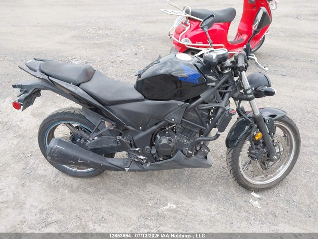 2011 Honda Cbr250 Ra მანქანა იყიდება აუქციონზე, vin: MLHMC4128B5000749, აუქციონის ნომერი: 12653594