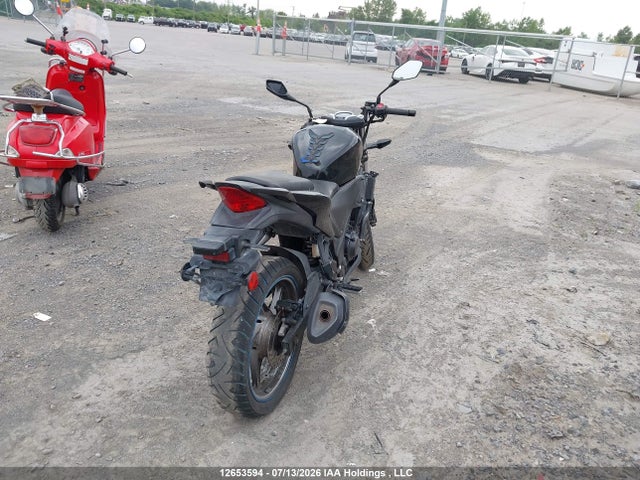 2011 Honda Cbr250 Ra მანქანა იყიდება აუქციონზე, vin: MLHMC4128B5000749, აუქციონის ნომერი: 12653594