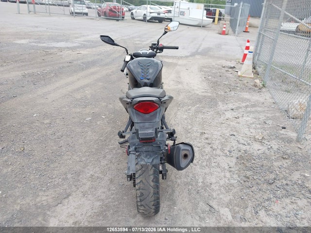 2011 Honda Cbr250 Ra მანქანა იყიდება აუქციონზე, vin: MLHMC4128B5000749, აუქციონის ნომერი: 12653594